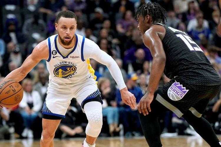 NBA直播：勇士vs国王 全场高清在线观看 2025最新对决