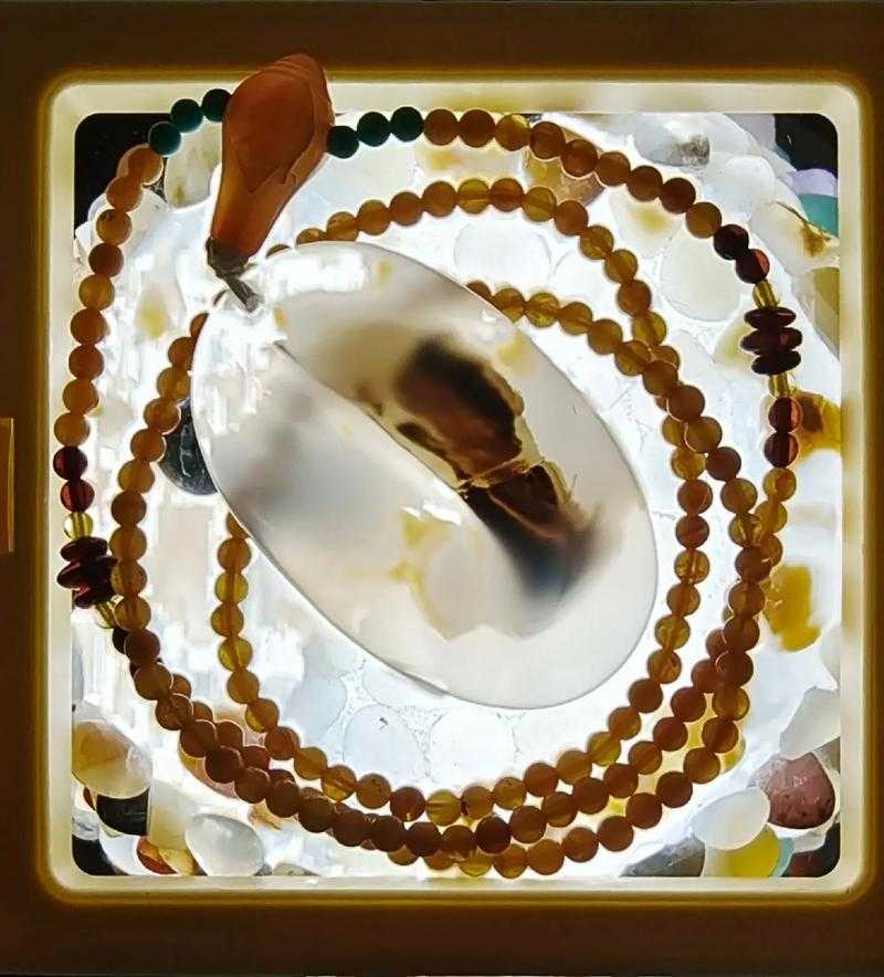 珍贵海洋玉髓价值揭秘:价值达千万,究竟有何独特之处?